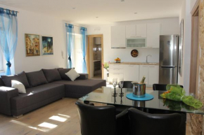 Apartment House Vitaic